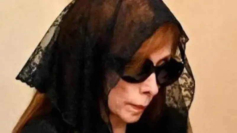 Fairuz Appears in Poignant New Photo Shared by Rima Rahbani