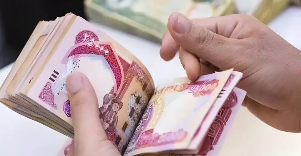 نائب يؤكد غياب الغطاء المالي لعلاوات وترفيعات الموظفين حالياً - غطاء مالي - علاوات موظفين - Financial cover - Employee allowances