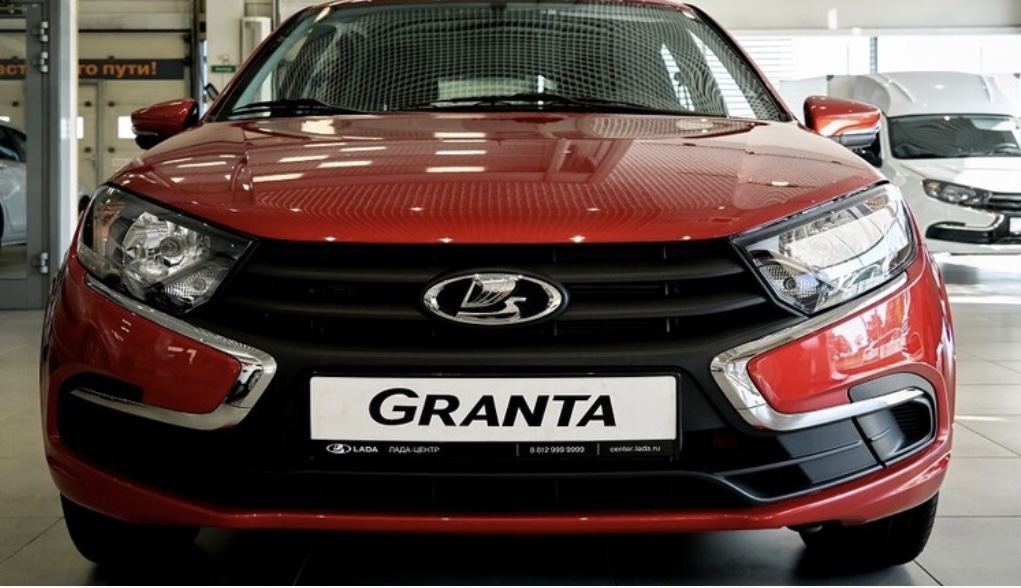 Lada Reintroduces Automatic Granta Models to the Market