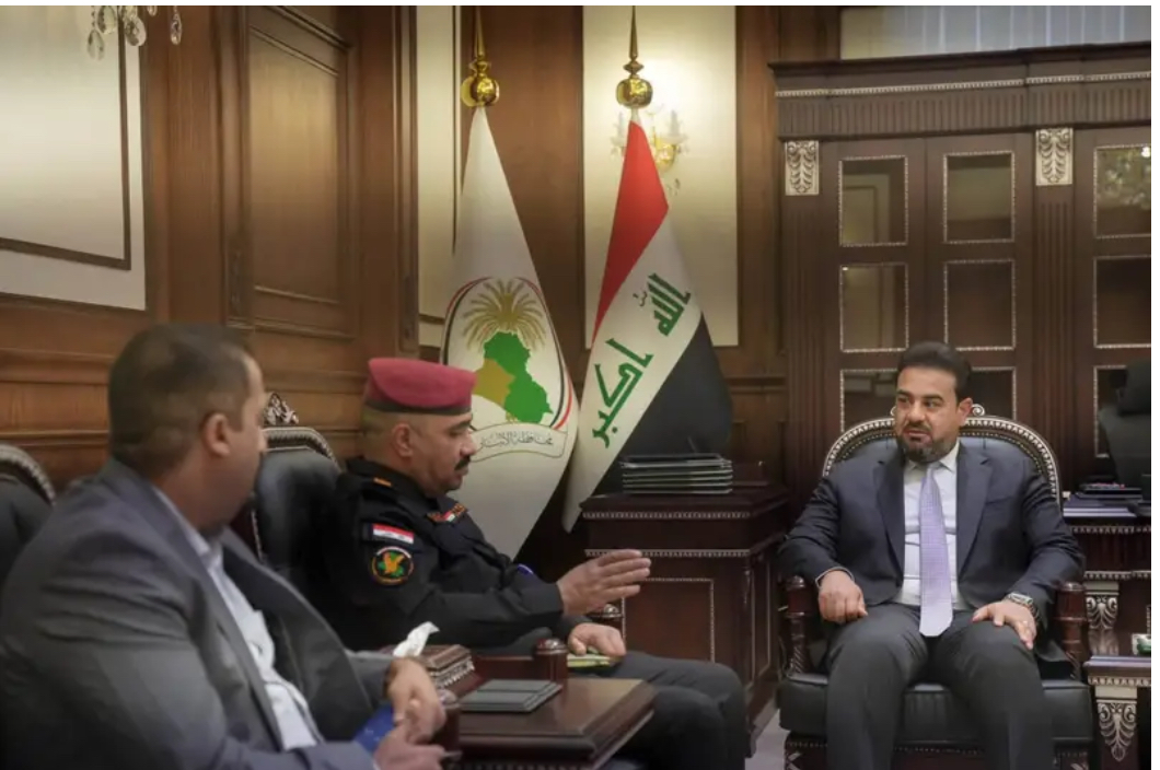 محافظ الأنبار يبحث مع مكافحة الإرهاب تطوير التنسيق في مجال الطائرات المسيّره - 