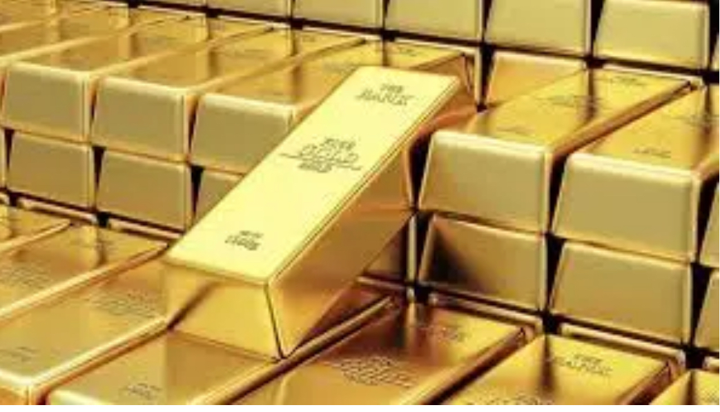 الذهب يواصل التراجع الأسبوعي وسط ضغوط الفائدة وارتفاع تكاليف الطاقه - 