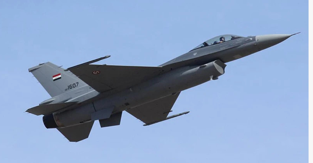 العراق يحسم الجدل بشأن أنباء تحطم مقاتلة F-16 في نينوى - 