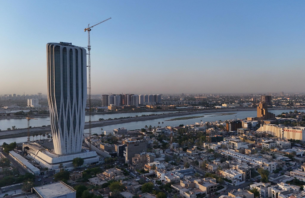 Iraq Warns of Economic Strain as Regional Tensions Threaten Oil Export