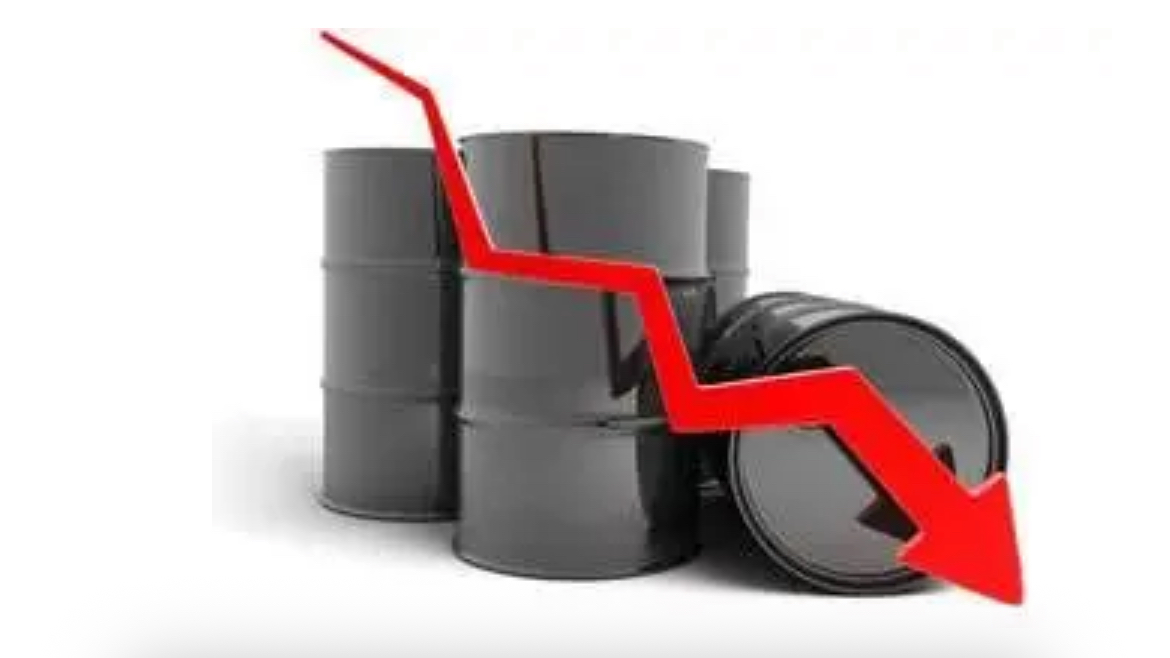 انخفاض أسعار النفط العالمية مع تراجع خامي برنت وغرب تكساس - 